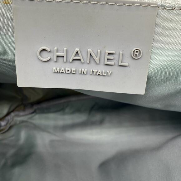 CHANEL Nylon Camellia Sports Tote Bag*Authenticity Card Included*RARE BAG - Picture 14 of 16